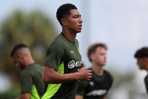 欧亿体育APP-图片报：多特约卖出1万件世俱杯球衣，小贝林厄姆的印号占1/3