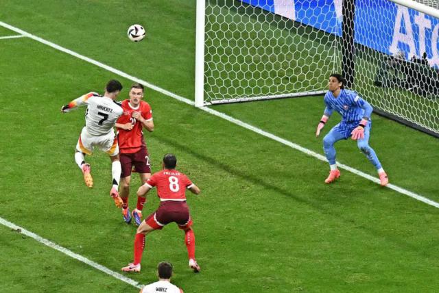 欧亿体育APP-菲尔克鲁格再演超级替补，哈弗茨凭啥压他一头？